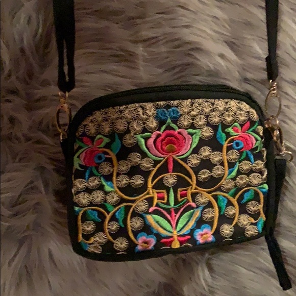 Purse - Picture 2 of 3